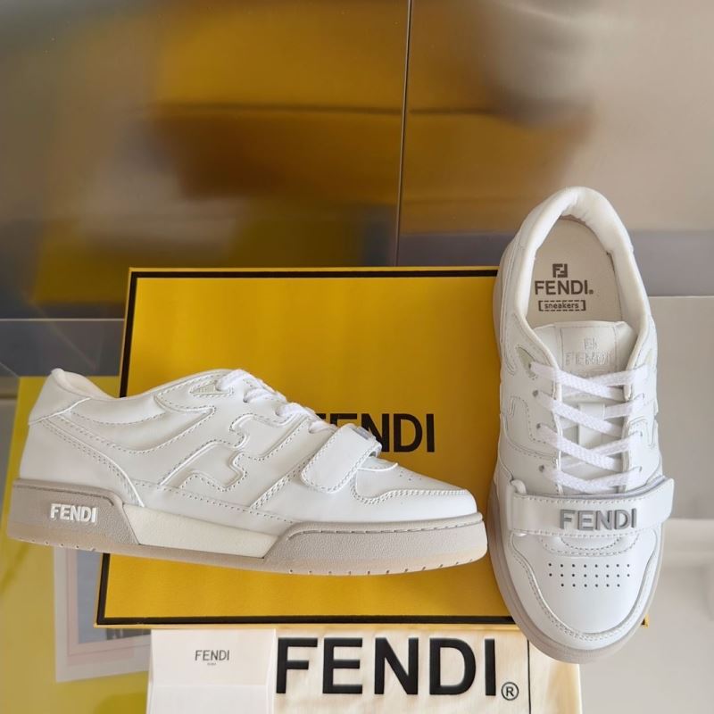 Fendi Low Shoes